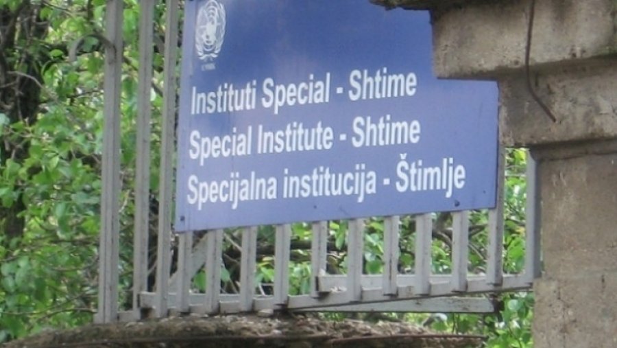 Vdes një banor në Entin Special në Shtime, policia nis hetimet
