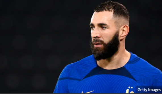 Benzema vendos të largohet nga Real Madridi
