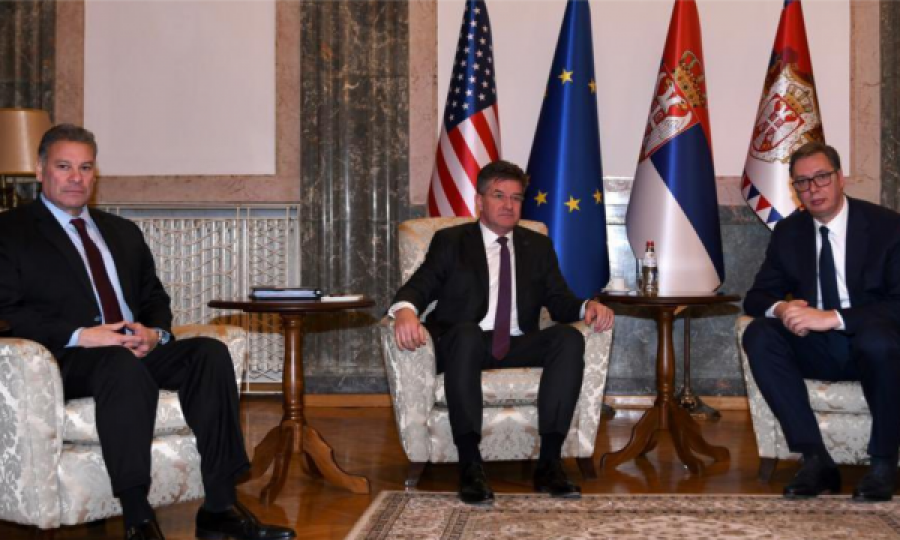 Të dërguarit e SHBA-së dhe BE-së në Beograd në përpjekje për të ulur tensionet Kosovë-Serbi