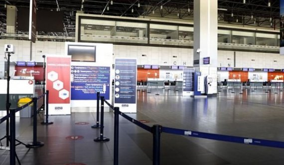 Alarm për bombë në aeroportin e Shkupit, anulohen fluturimet