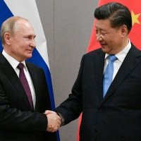 Rusia po e ndihmon Kinën të përgatitet për ta pushtuar Tajvanin