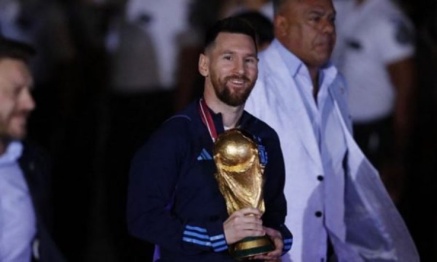 Argjentina i pret si heronj fituesit e Katar 2022, Messi sjell kupën në shtëpi