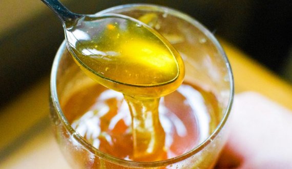 Mjalti i thartë me rrikë kundër bronkitit dhe astmës