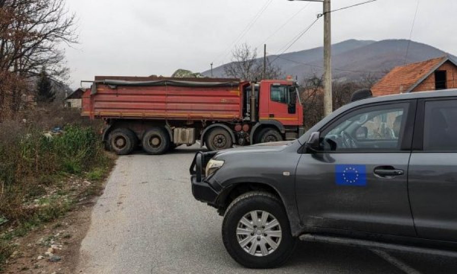 EULEX shton praninë në veri: Jemi duke monitoruar nga afër situatën e sigurisë në veri