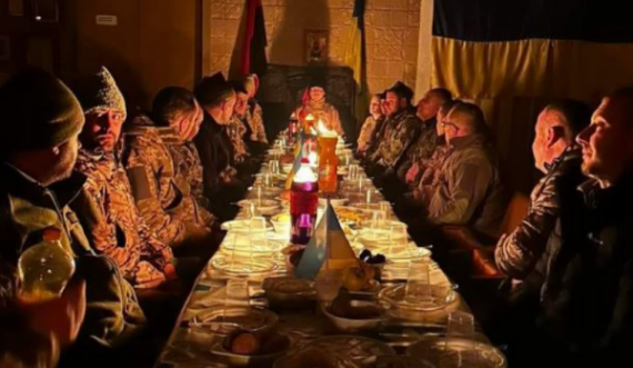 Ja si i festojnë ushtarët ukrainas Krishtlindjet
