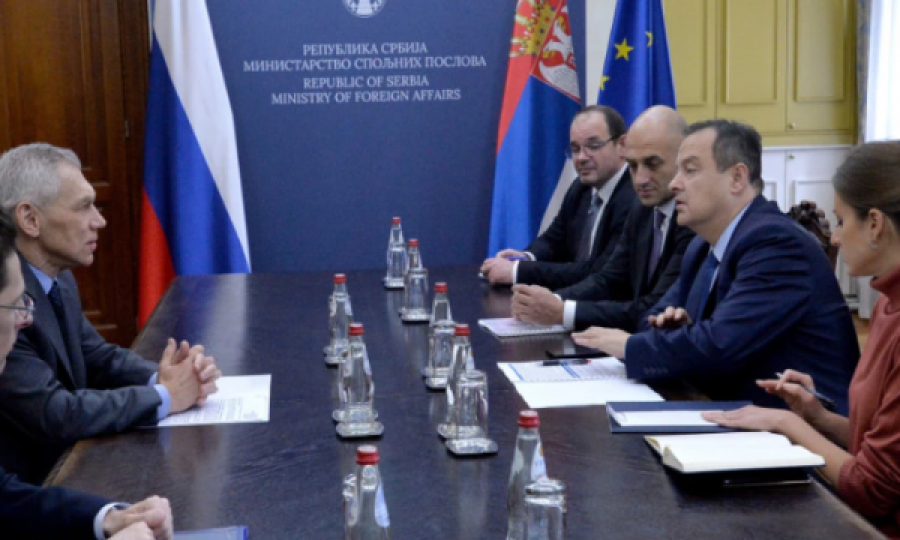 Për zhvillimet në Kosovë/Daçiq i raporton ambasadorit rus