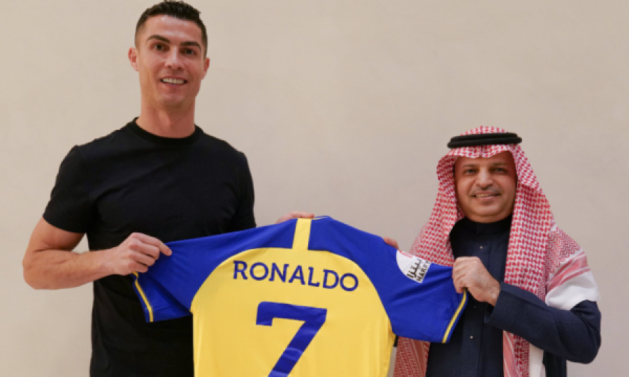 Cristiano Ronaldo nënshkruan me Al-Nassr