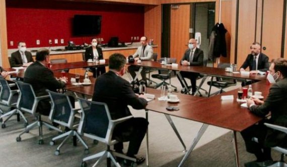 Lajcak e Escobar presin në takim Listën Serbe, këta të fundit kërkojnë që Asociacioni të zbatohet