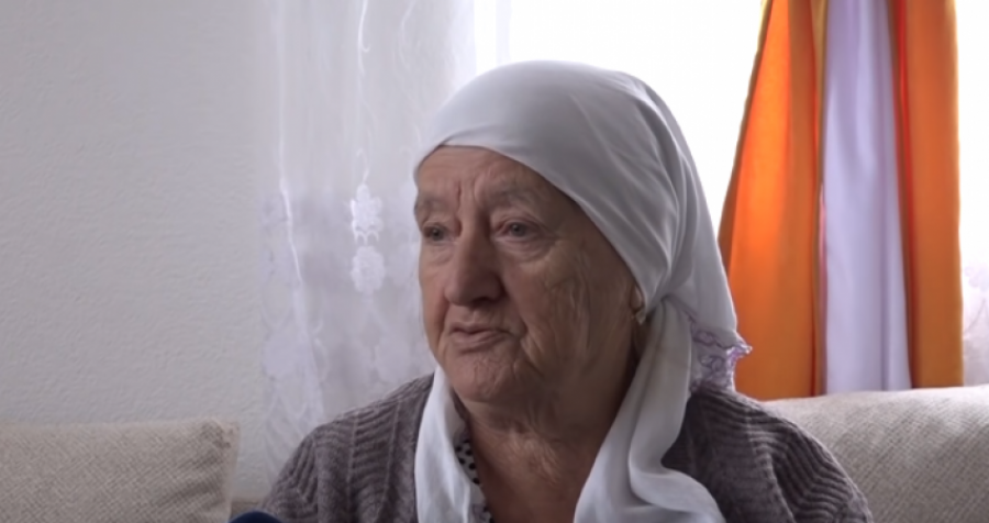 Historia e Ajmanes, gruas që lindi dhe rriti 17 fëmijë pa shkuar asnjëherë në spital