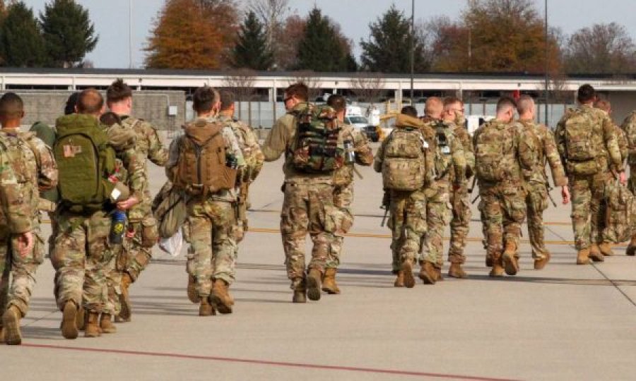  Ky shtet dëshiron të shtojë numrin e grave në ushtri