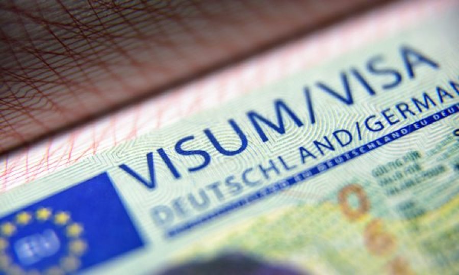 Sërish mijëra kosovarë aplikuan për viza pune gjatë muajit janar në ambasadën e Gjermanisë në Prishtinë