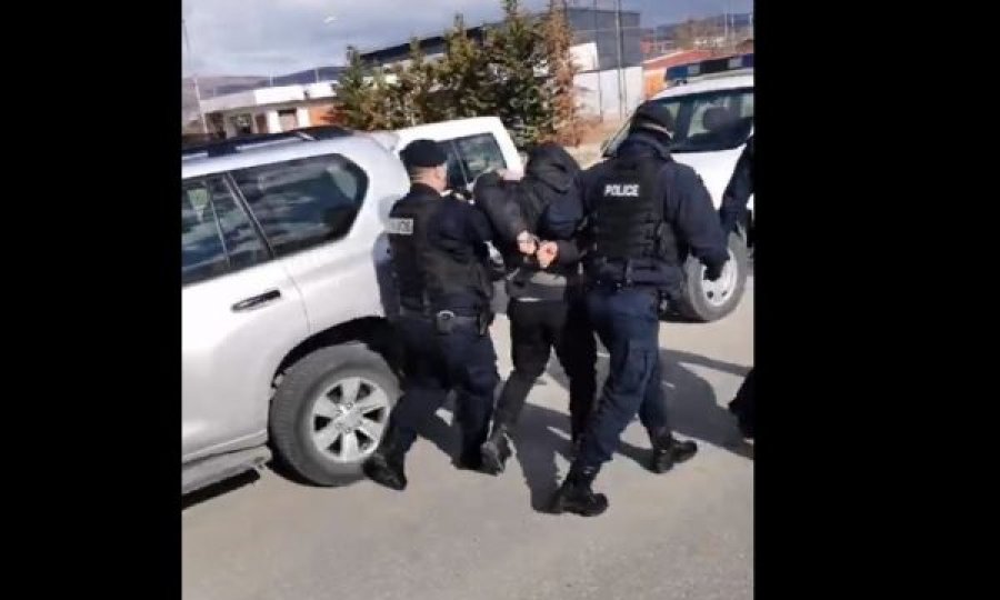 Prangosja e kameramanit, suspendohen dy policë dhe ndaj pesë të tjerëve iniciohet procedurë e brendshme disiplinore