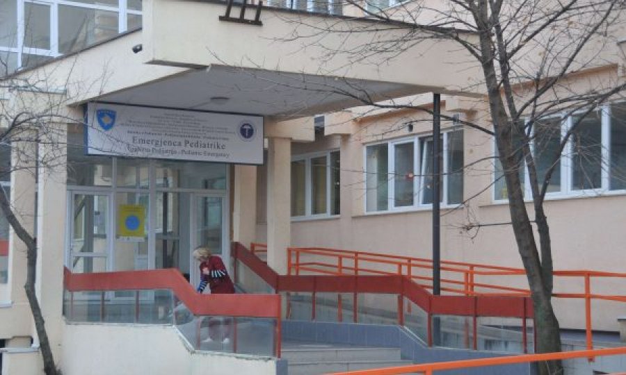 Shtatë fëmijë me Covid-19 po trajtohen në Pediatri