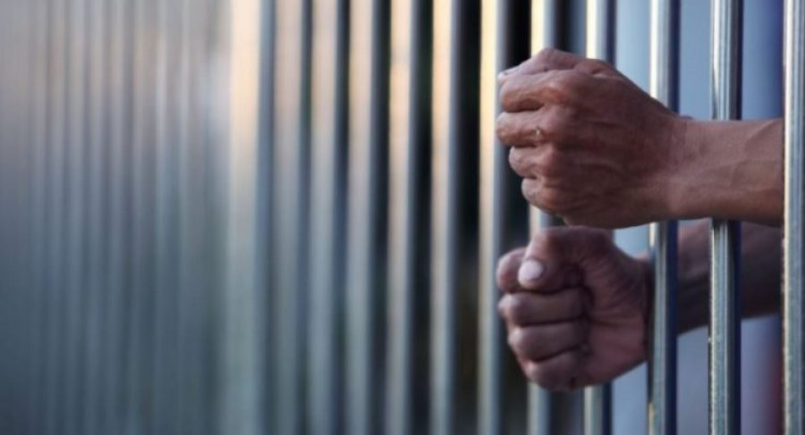 Kur dashuria s’njeh kufij/ Shqiptari kalon 14 herë kufirin për të dashurën, dënohet me 5 vite burg