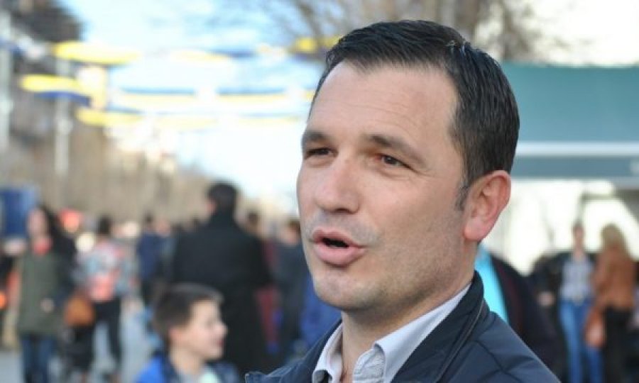 Reagon ish-deputeti Grainca që i kishte kërkuar Kuvendit të mos i ndante para shtesë