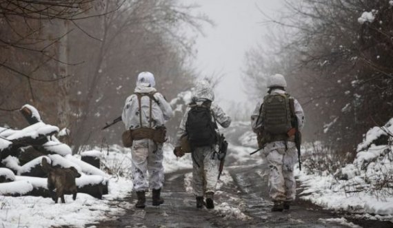 Në frontin e Ukrainës shtohet frika për luftë
