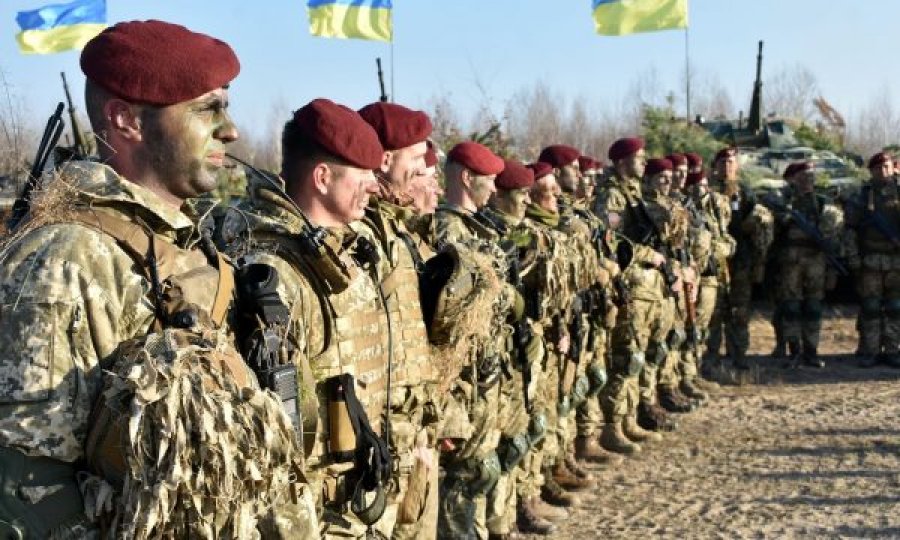 Ukraina gati për luftë