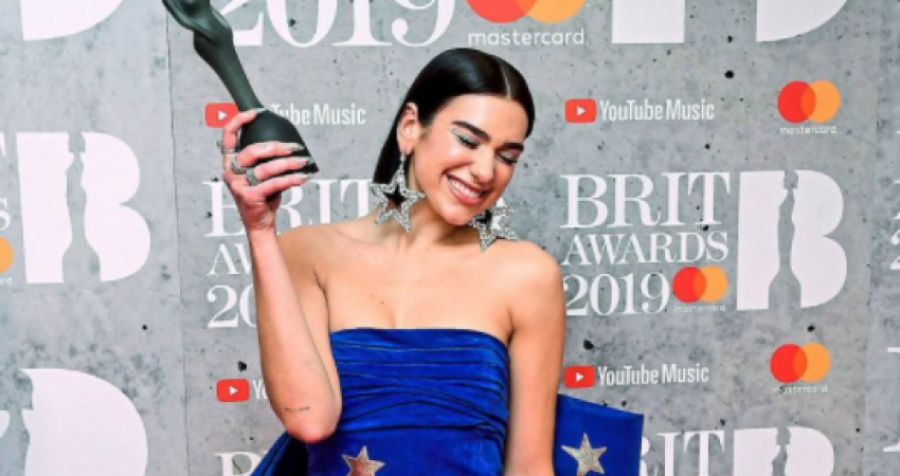 Dua fituese e çmimit 'Artistja më e mirë Pop/R&B' në Brit Awards 2022