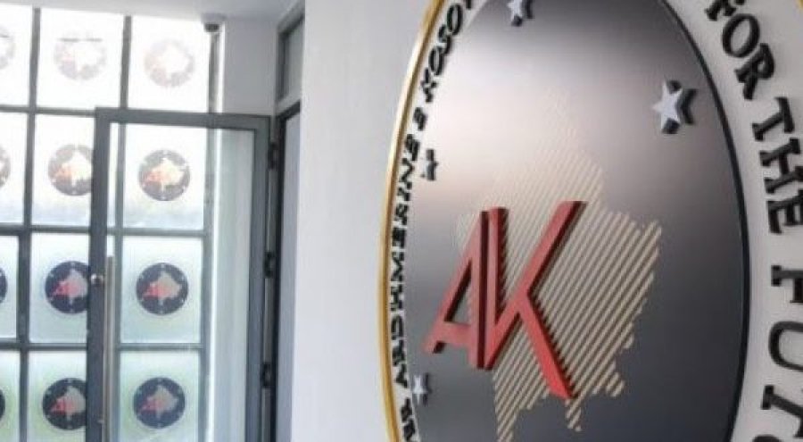 AAK-ja mbledh nënshkrimet për seancë të jashtëzakonshme pas shtrenjtimit të rrymës