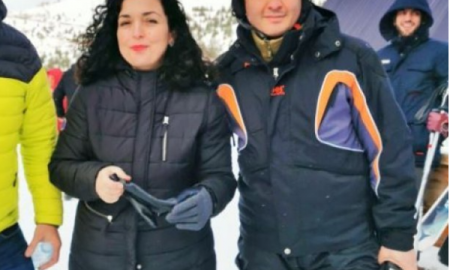 Osmani thotë se rrobat e skijimit nuk kushtuan me mijëra euro: Pantallonat i blemë për 15 euro në një market