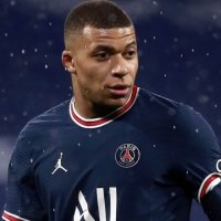 Mbappe lirohet nga spitali