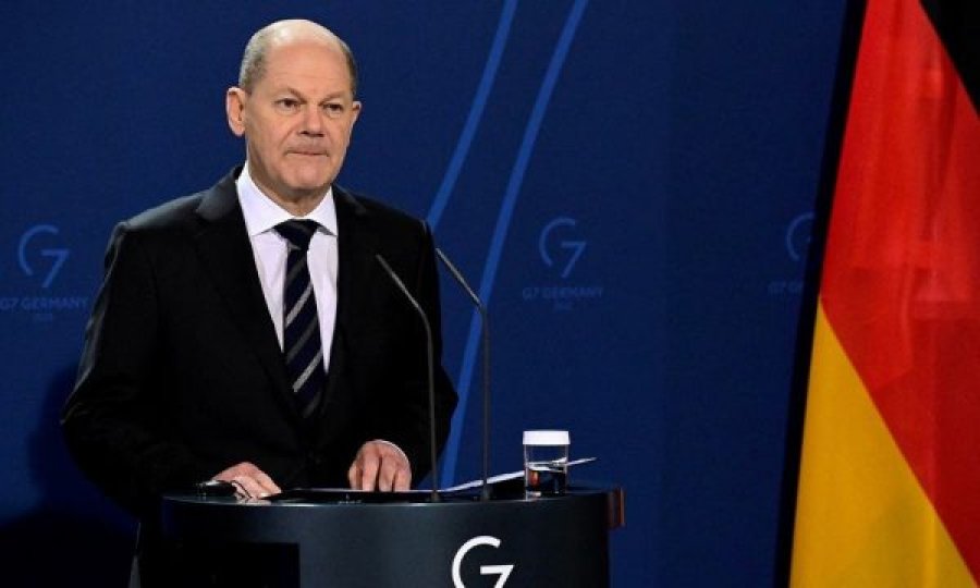 Kancelari gjerman i dërgon mesazh Rusisë, paralajmëron pasoja të rënda nëse sulmohet Ukraina