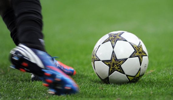 Vdes futbollisti i njohur pasi ra nga kati i 11-të