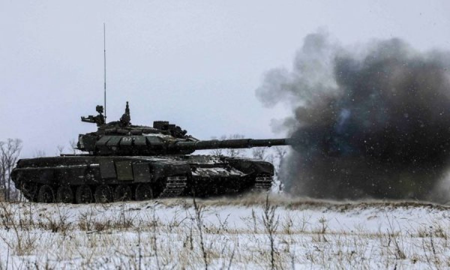 Pentagoni paralajmëron se Putin po rrit praninë ushtarake të Rusisë në kufi me Ukrainën