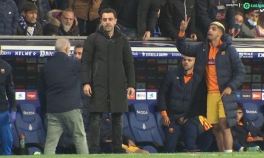 E talli kundërshtarin për karton të kuq, kërkon falje ylli i Barcelonës