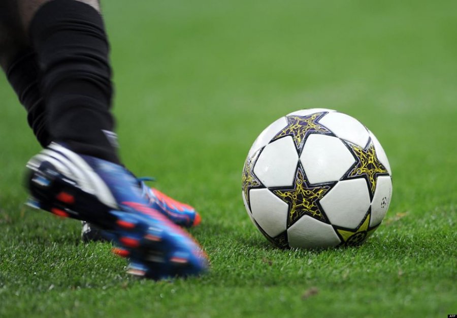 Vdes futbollisti i njohur pasi ra nga kati i 11-të