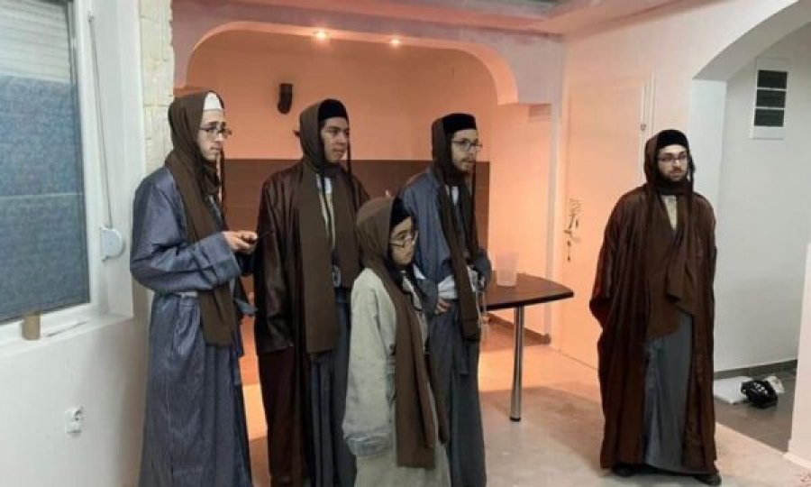 Grupi hebre Lev Tahor do të largohet nga Kumanova