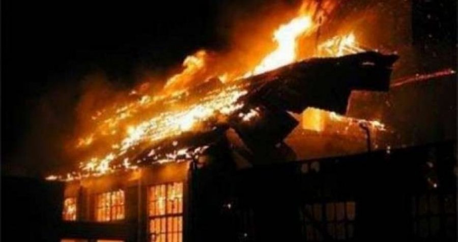 Përfshihet nga zjarri një shtëpi në Mitrovicë