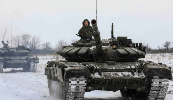 Britania: Pushtimi i Ukrainës ka shumë gjasë dhe mund të ndodhë së shpejti