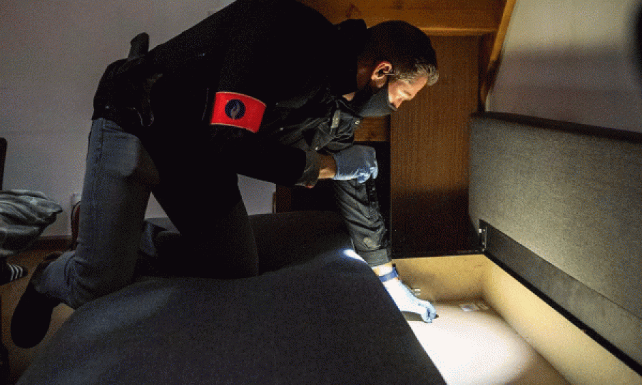 Europol sjell detaje dhe fotografi të operacionit që prangosi 45 shqiptarë, e përfshirë edhe FBI’ja