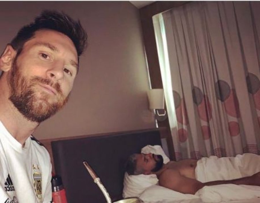 Aguero tregon se si është të jesh mik i ngushtë me Messin