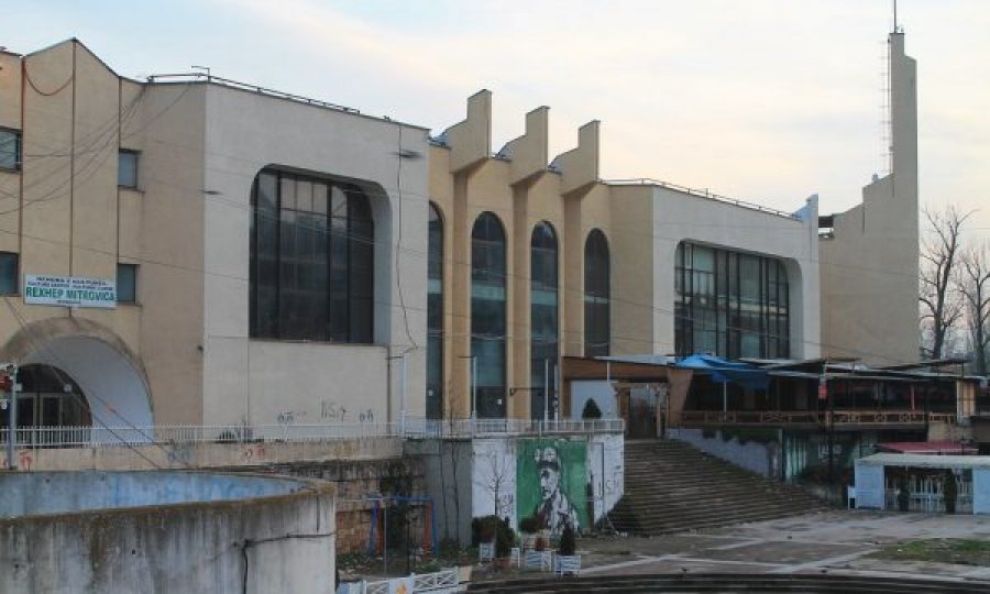 UNDP del me sqarim për Qendrën e Kulturës që mban emrin “Rexhep Mitrovica” e rinovuar më 2001