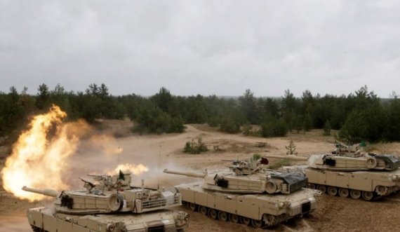 SHBA do t’i shesë shtetit 250 tanke