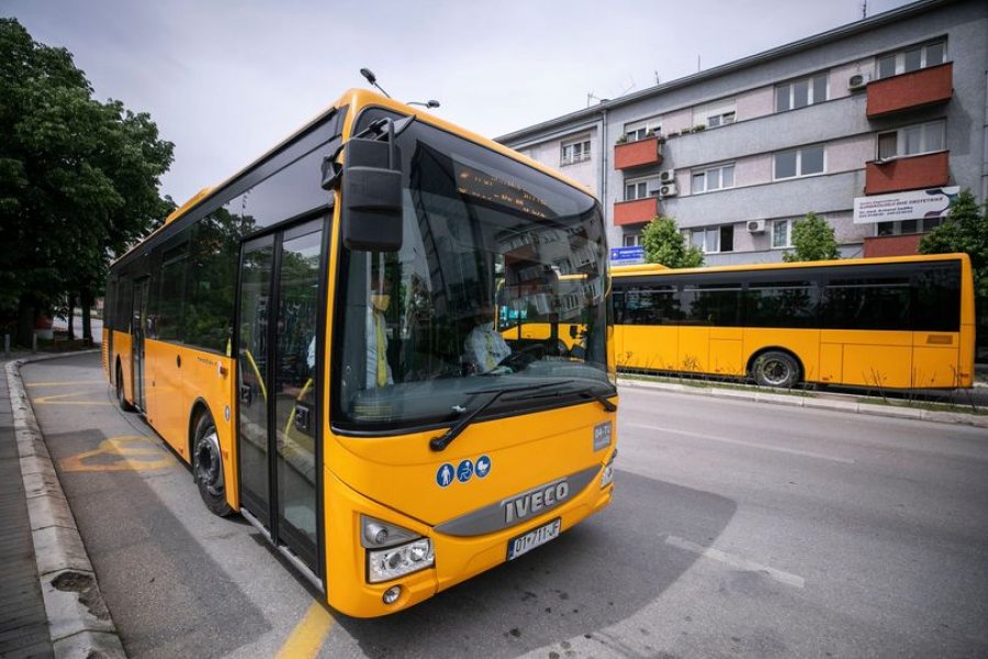Rikthehet në funksion aplikacioni ku mund t’i përcillni oraret autobusëve të Trafikut Urban