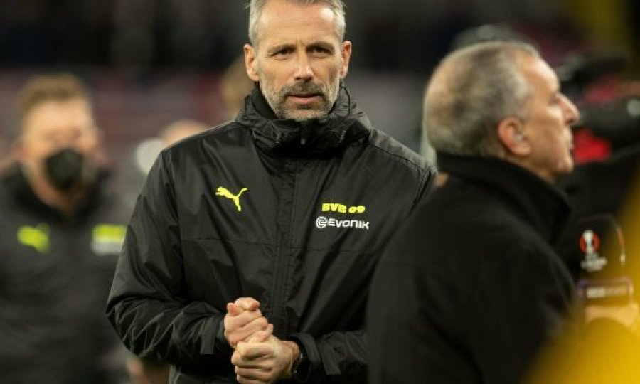 Humbja 2:4 e rëndë, bordi i Dortmundit mban takim urgjent me trajnerin
