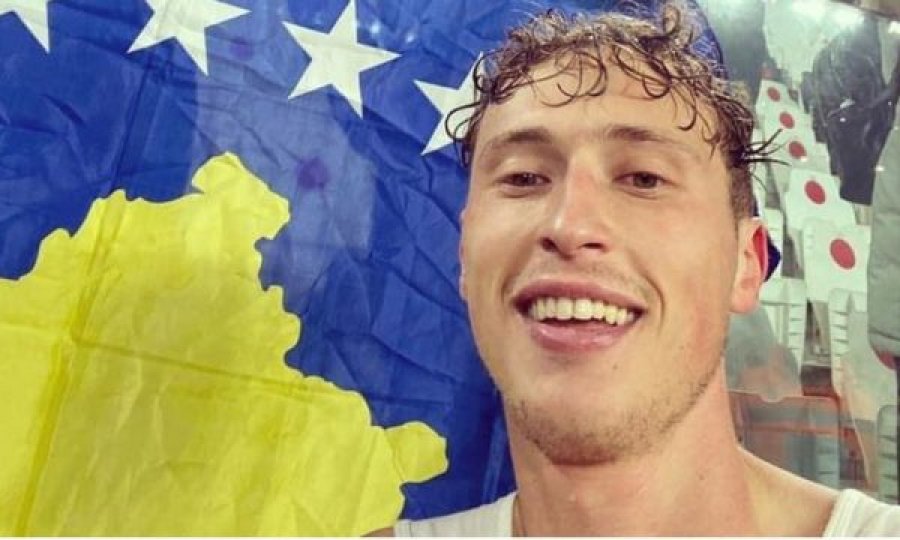 Pas ndeshjes me Juventusin, Vojvoda shfaqet me flamur të Kosovës