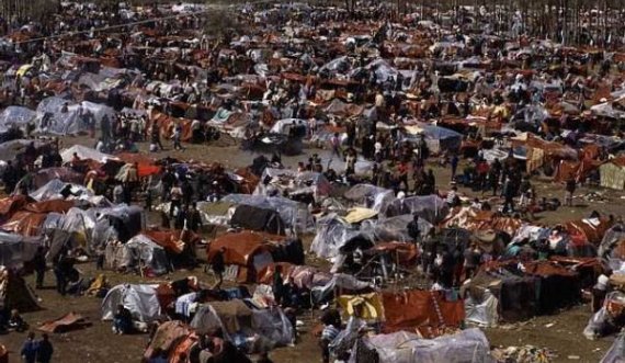 Vuçiqit i pengon kthimi masiv nëpër shtëpi i kosovarëve më 1999: U kthyen më shumë se që ishin