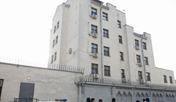 Rusia e nis evakuimin e diplomatëve nga Ukraina