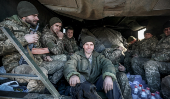 Kriza në Ukrainë, BE përgatitet për mbërritjen e miliona refugjatëve