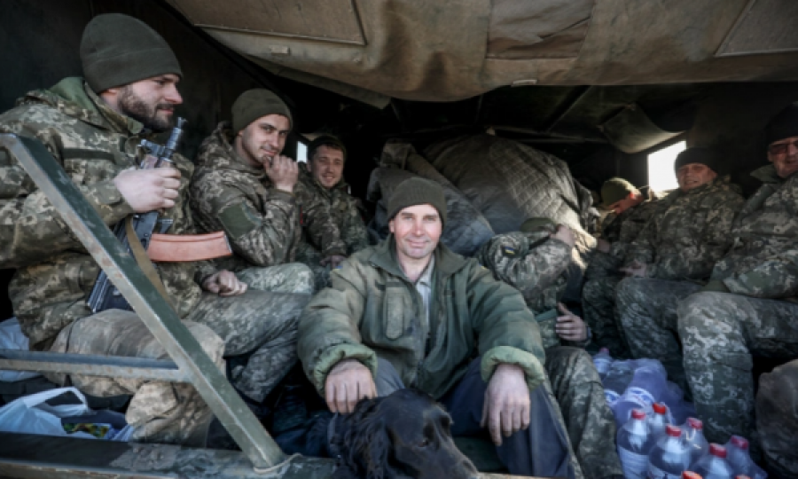 Kriza në Ukrainë, BE përgatitet për mbërritjen e miliona refugjatëve