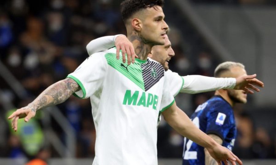 Napoli i përzihet në treg Interit, hynë në garë për Scamaccan
