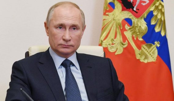 Putin shfaqet për herë të parë pas urdhrit për pushtimin e Ukrainës