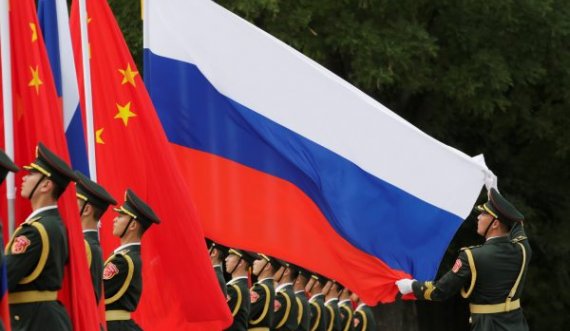 Kina mbyll sytë para sulmit rus ndaj Ukrainës, refuzon ta quajë pushtim
