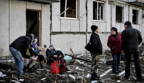 Sulmi rus vetëm në “fazën fillestare”, thonë nga SHBA-ja: S’kemi parandjenja të mira për viktimat