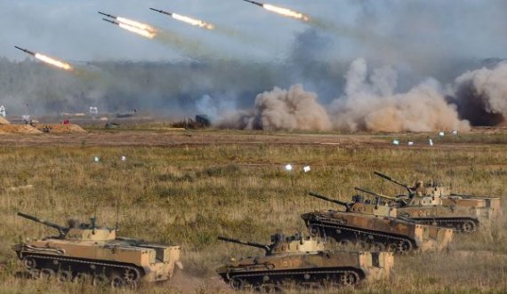 Forcat tokësore të Ukrainës: Pushtuesit rusë kanë mbetur pa karburante