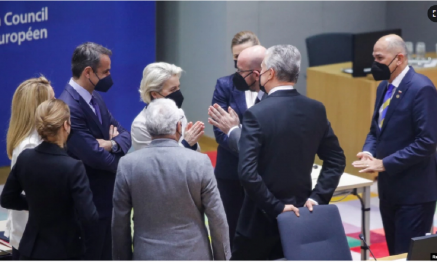 “Pasoja masive dhe të rënda”, liderët e BE-së pajtohen për sanksione të reja ndaj Rusisë